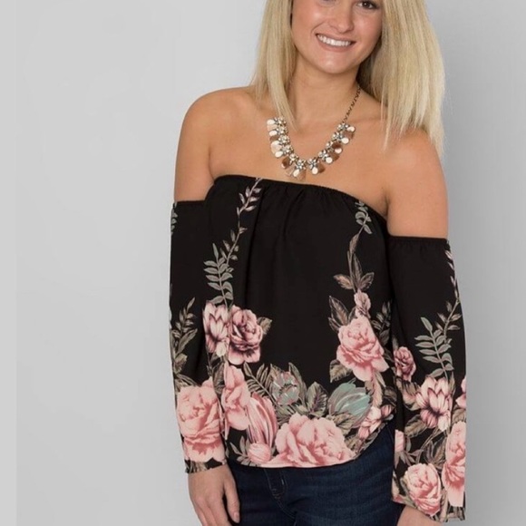 Daytrip off the shoulder floral top - Picture 3 of 3